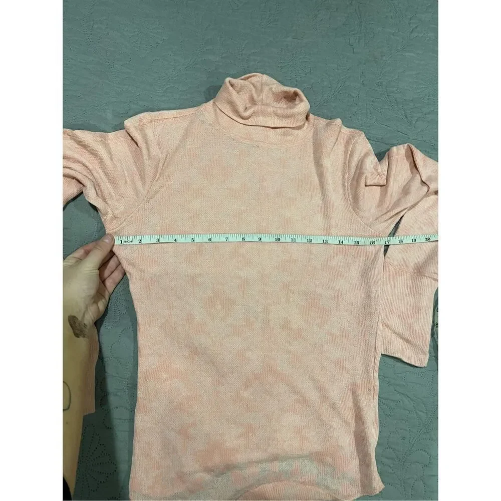 Free People Lightweight Pink Long Sleeve Turtle Neck Top Small